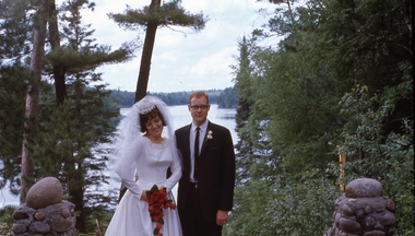 Linda and David Maschwitz on their wedding day at Itasca Biological Station and Laboratories. 